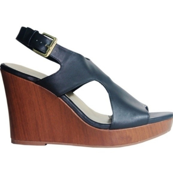 American Eagle Outfitters Shoes - American Eagle wedge